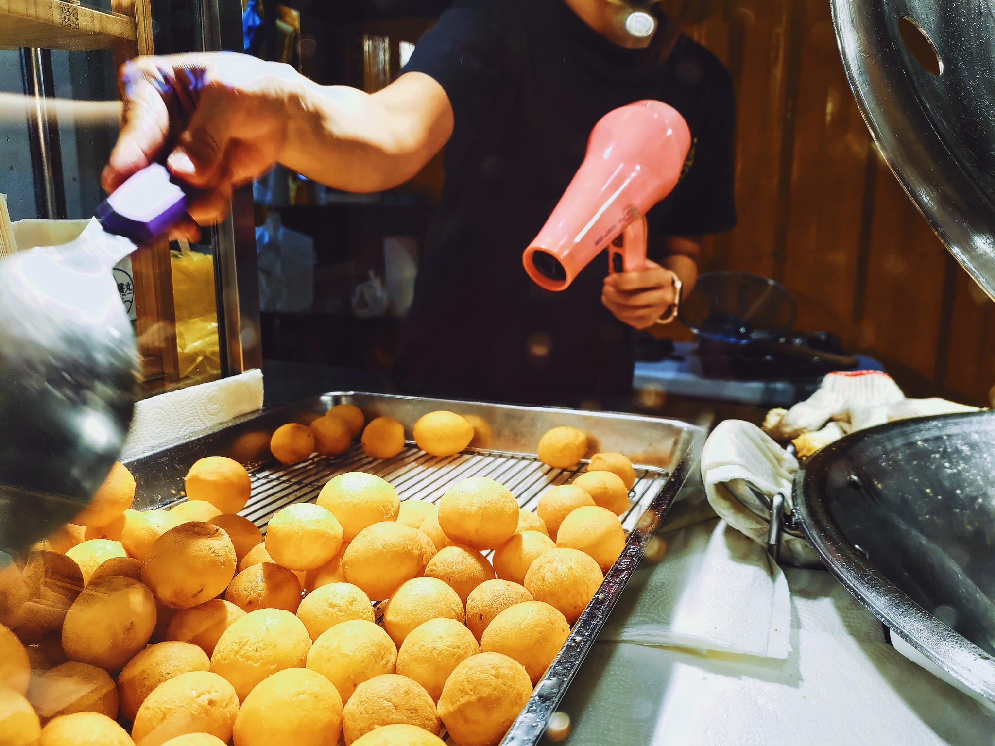 台南．中西區．台灣番薯丸國華店．不單單只有原味，想吃什麼口味？自己加